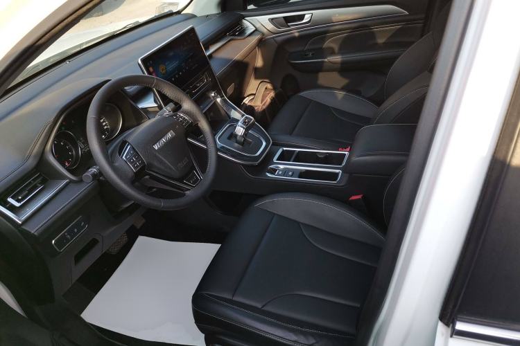 Used Haval M6 2021 PLUS 1.5T DCT Luxury Smart Connectivity Model