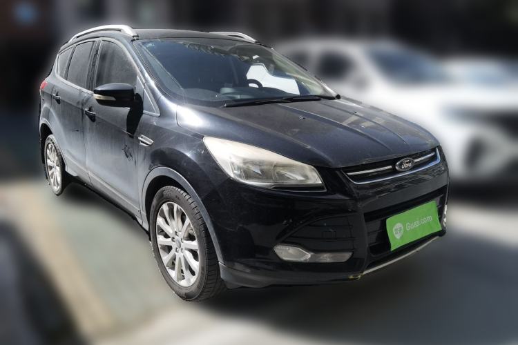 Used Ford Kuga 2013 1.6L GTDi Two-Wheel-Drive Comfort Model Front Right 45 Deg