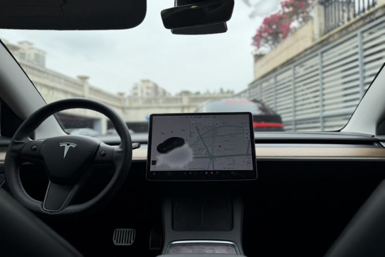 Used Tesla Model 3 2021 Standard Range Rear-Drive Upgraded Version Interior 2