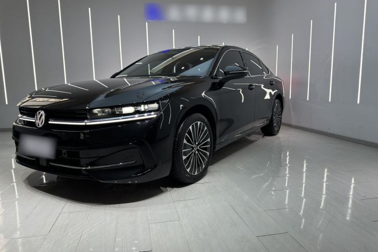 Used Volkswagen Magotan 2024 380TSI DSG Prestige Edition DaMai Package