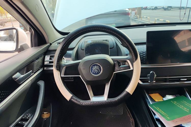 Used BYD Qin PLUS 2021 EV 400KM Leading Comfort Edition
