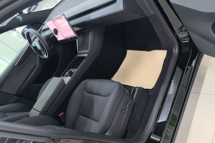 Used Tesla Model Y 2026 Rear-Drive Model
