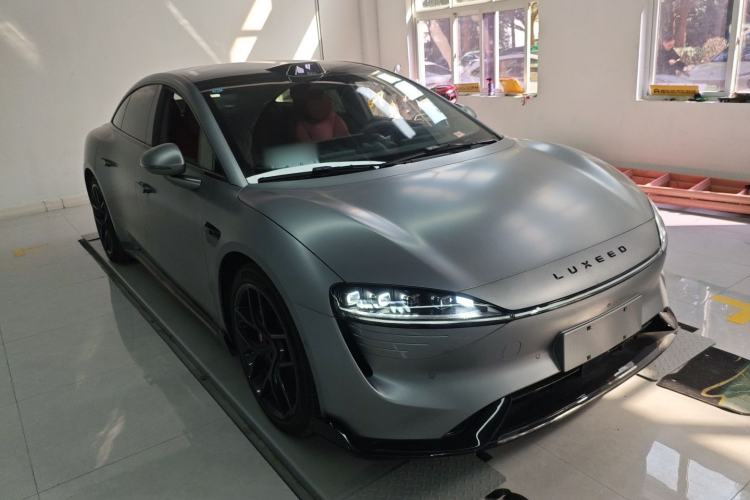 Used Hima Luxeed S7 2025 785 km Ultra