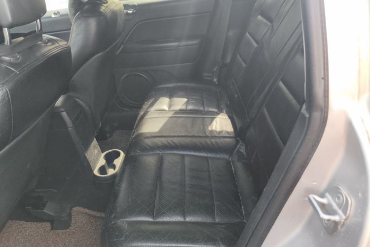 Used Jeep Compass 2011 2.0L two-wheel drive sport version