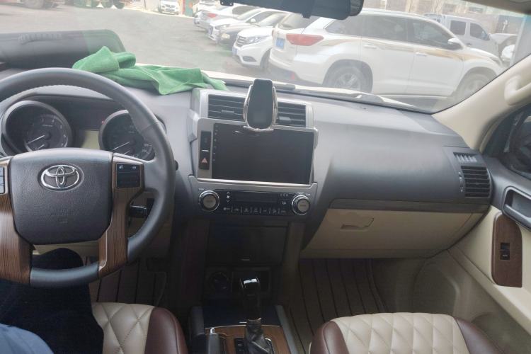 Used Toyota Prado 2014 2700 TX 7-Seater Middle East Version