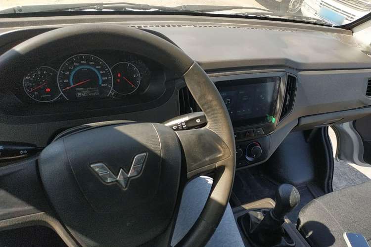 Used Wuling Rongguang New Truck 2021 1.5L Rural Version LV1 Extended Double-Cab L3C
