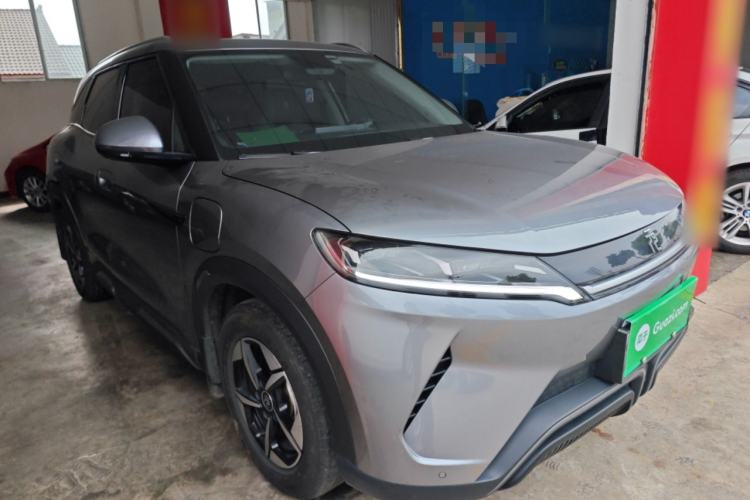 Used BYD Yuan UP 2024 401KM Beyond Edition Front Right 45 Deg