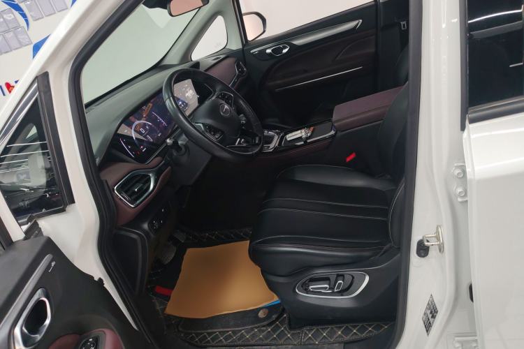 Used GAC Trumpchi M6 2023 PRO 270T DCT Luxury Edition Left Front Seat