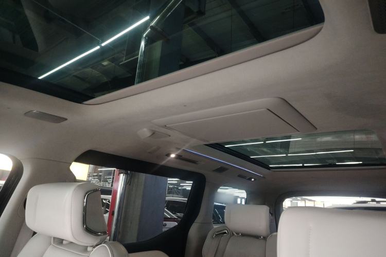 Used Volvo EM90 2025 Ultra Six-Seater