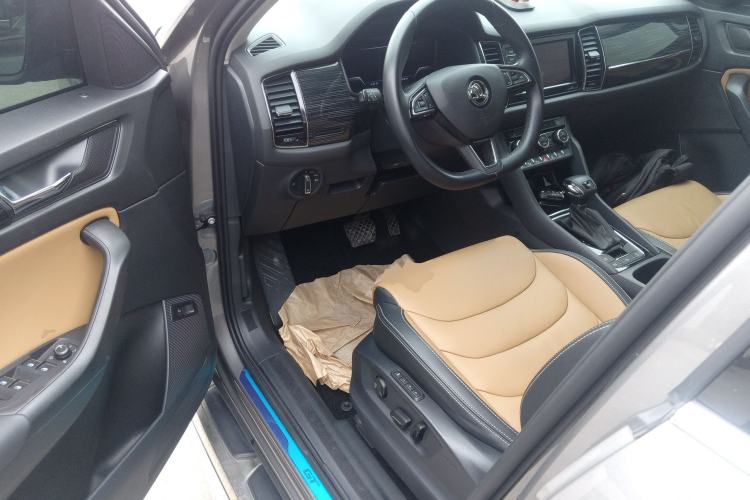 Used Skoda Kodiaq GT 2019 TSI330 Two-Wheel-Drive Luxury Edition China VI Standard Driver Seat