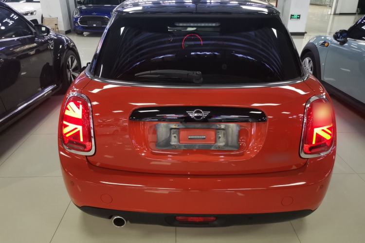 Used MINI MINI 2021 1.5T COOPER Classic Edition Five-Door Version
