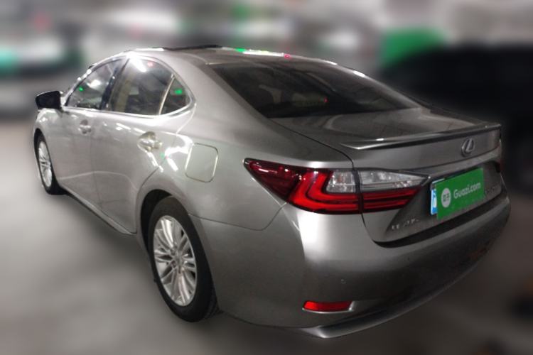 Used Lexus ES 2015 200 Elite Edition Rear Left 45 Deg