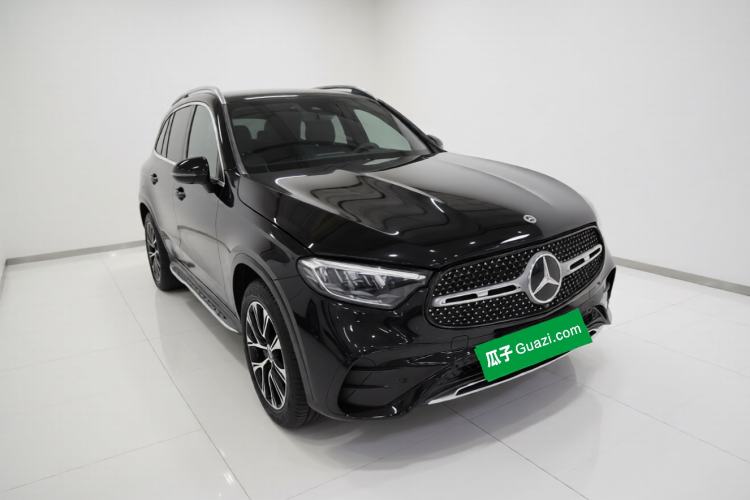 Used Mercedes-Benz GLC 2023 Facelift GLC 260 L 4MATIC Luxury Version 5 Seats Exterior 1