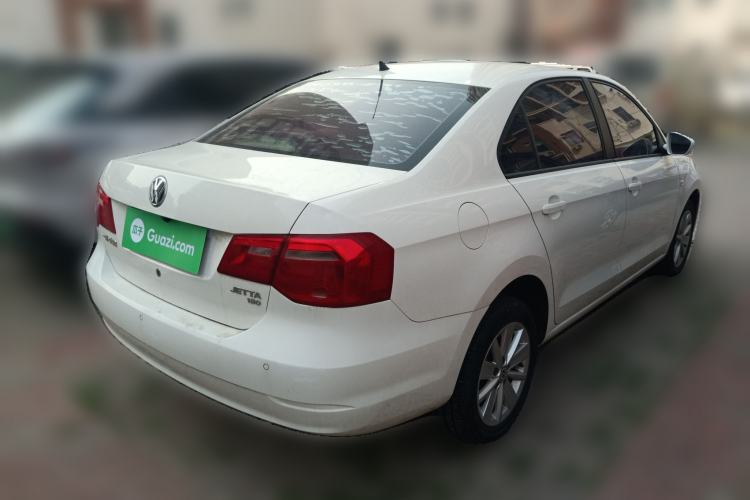 Used Volkswagen Jetta 2015 Value Edition 1.6L Automatic Comfort Version Rear Right 45 Deg