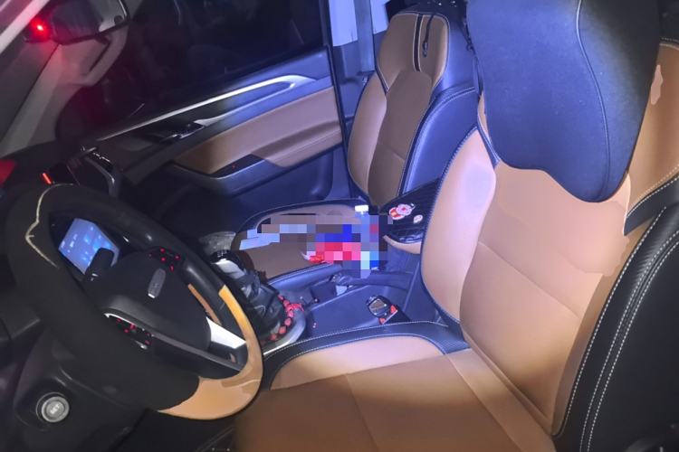 Used SAIC MAXUS T70 2021 2.0T Diesel Manual 4x4 Elite Edition with Long Bed and High Ground Clearance
