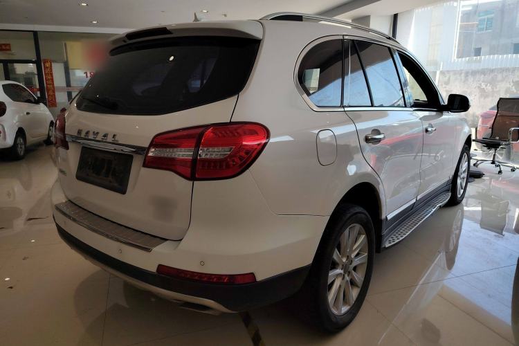 Used Haval H8 2015 2.0T Four-Wheel Drive Elite Model
