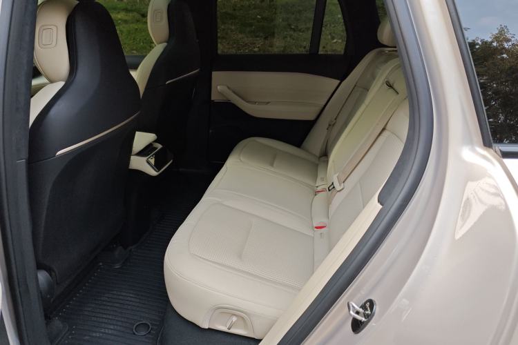 Used Nio ES6 2023 75 kWh
