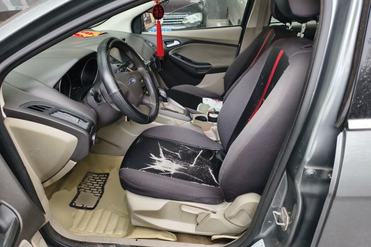 Used Ford Focus 2012 Sedan 1.6L Automatic Comfort Model Left Front Seat