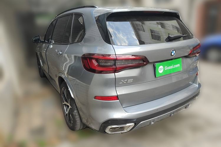Used BMW X5 2022 xDrive 40Li M Sport Package
