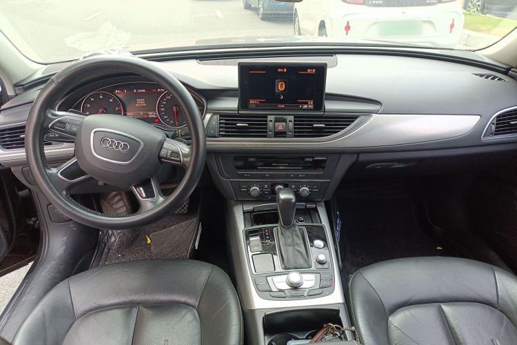 Used Audi A6L 2018 30th Anniversary Edition 35 TFSI Fashion Model
