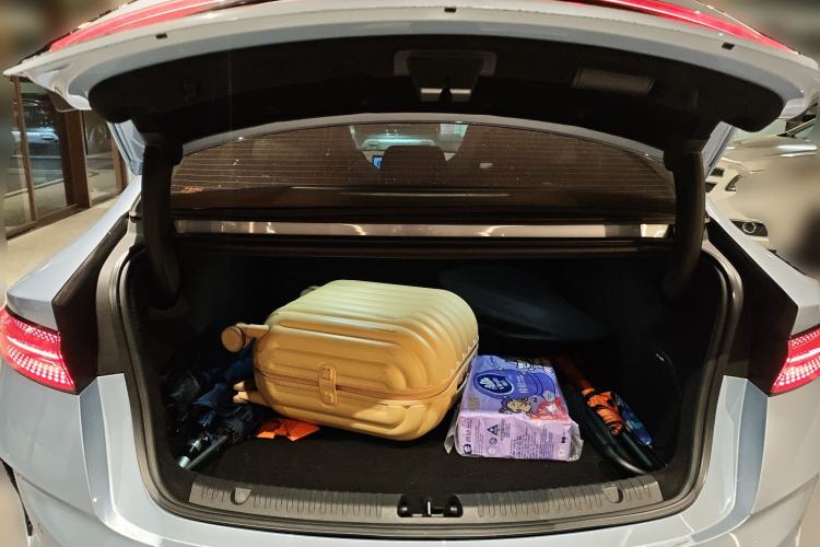 Used BYD Seal 2022 550 km Standard Range Rear-Wheel Drive Prestige Version