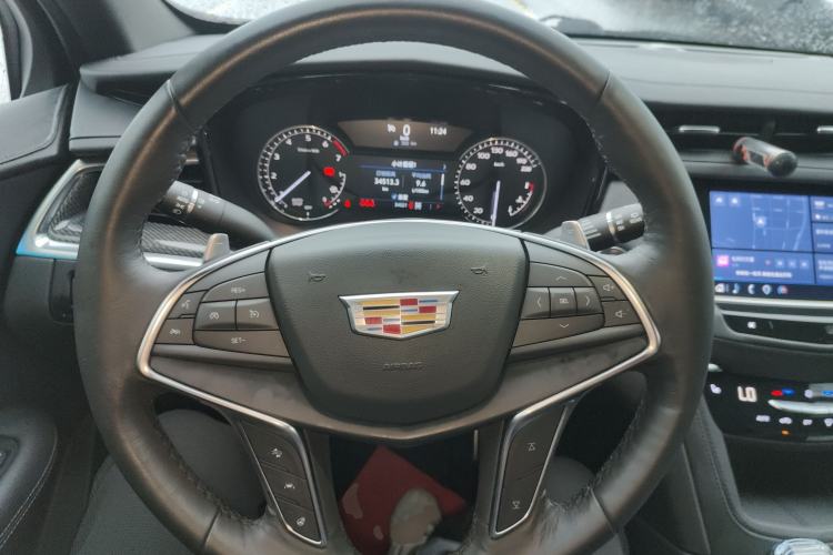 Used Cadillac XT5 2022 2.0T Four-Wheel Drive Luxury Version (Hummingbird Edition) Steering Wheel