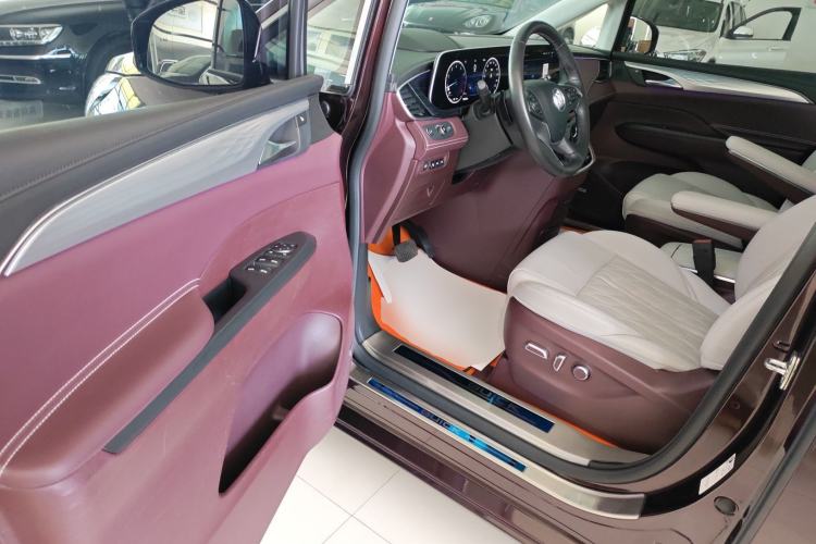 Used Buick GL8 2022 Facelift Avenir Aivia Six-Seat Deluxe Edition
