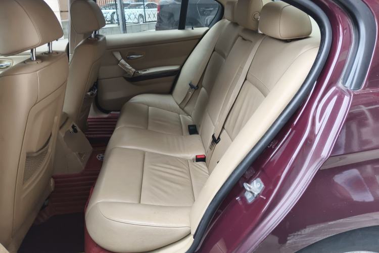 Used BMW 3 Series 2010 320i Luxury Model