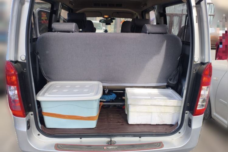 Used Wuling Rongguang V 2018 1.5L Standard Version Trunk