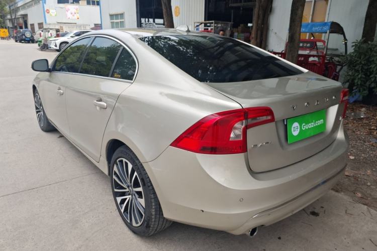 Used Volvo S60 2018 S60L T4 Smart & Ambitious Edition