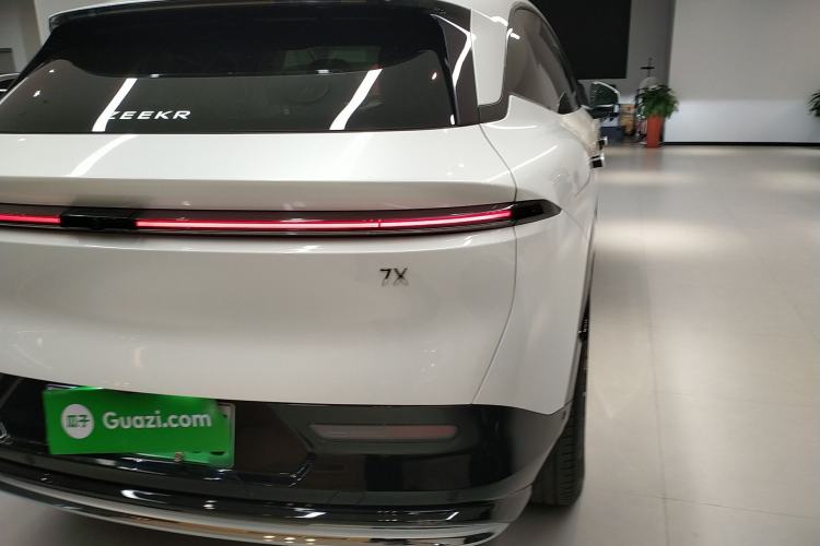 Used Zeekr 7X 2025 100kWh Long-Range All-Wheel Drive Intelligent Driving Version