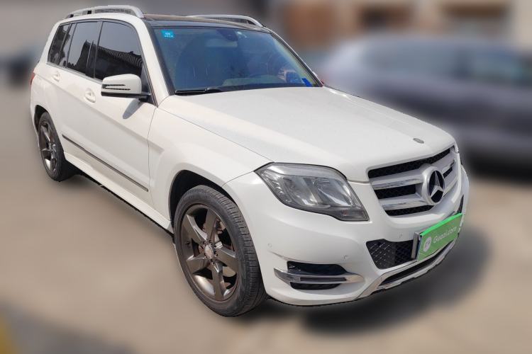 Used Mercedes-Benz GLK-Class 2013 GLK 300 4MATIC Dynamic Sunroof Model Front Right 45 Deg