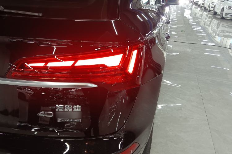 Used Audi Q5L 2022 Updated 40T Luxury Dynamic Edition Right Rear Taillight