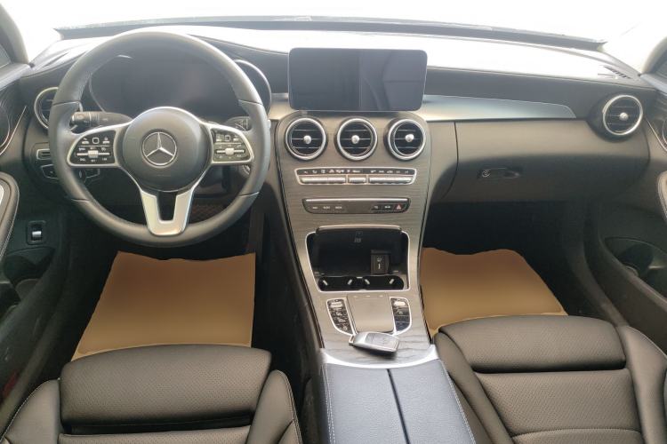 Used Mercedes-Benz C-Class 2019 Restyled C 260 L Sport Edition Center Console