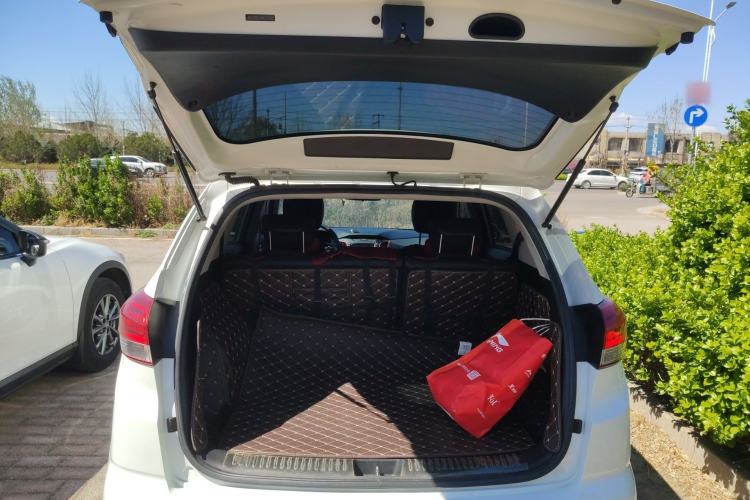 Used Hyundai ix25 2017 1.4T Automatic Smart Version Trunk