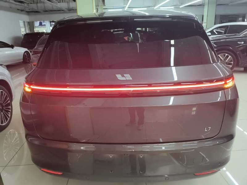 Used Li Auto L7 2023 Pro Model — 5