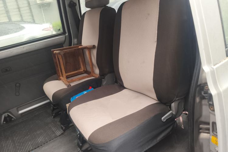 Used BAIC Weiwang 306 2013 1.2L Value Edition Basic CNG 7-seater A12 China IV
