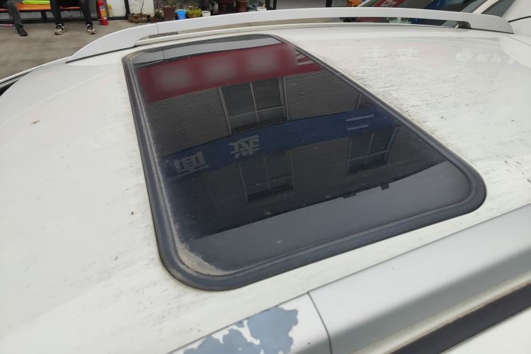 Used Haval H1 2016 Revised Version Blue Badge 1.5L AMT Luxury Edition Roof