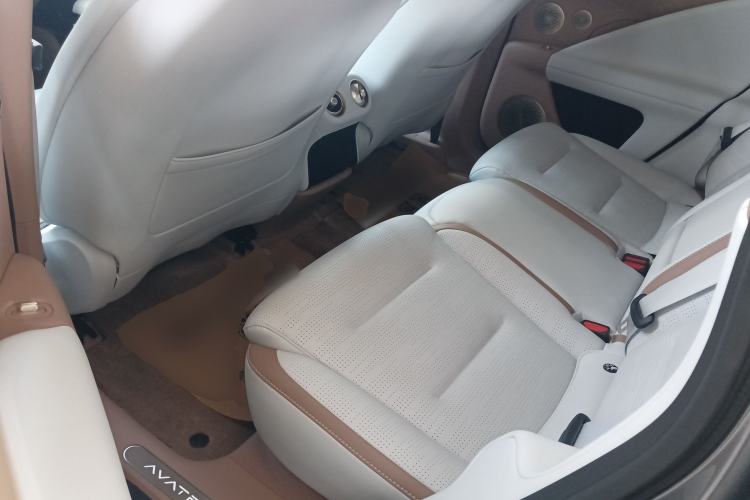 Used Avatr 07 2024 Ultra Range-Extended Four-Wheel Drive Left Rear Seat