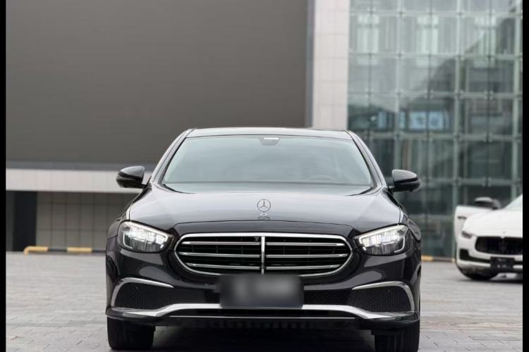 Used Mercedes-Benz E-Class 2022 Second Facelift E 300 L Fashion Edition
