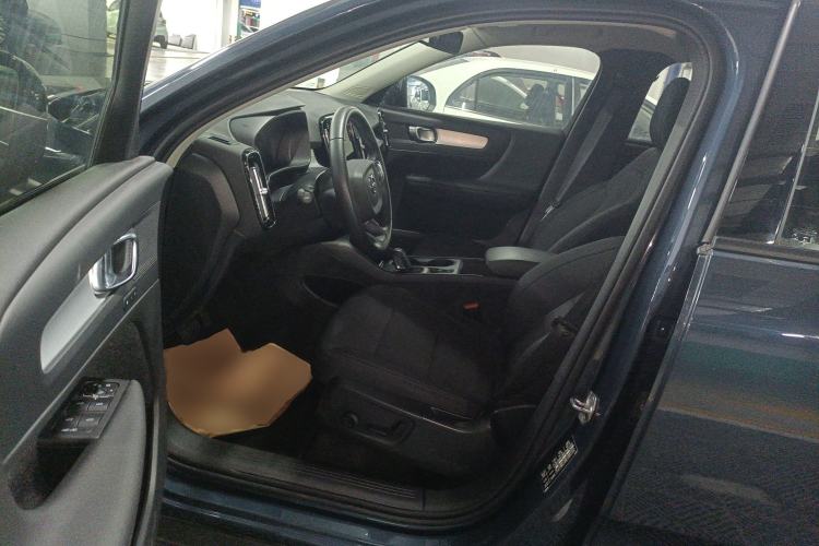 Used Volvo XC40 2021 T4 4x4 SmartDrive Fashion Edition