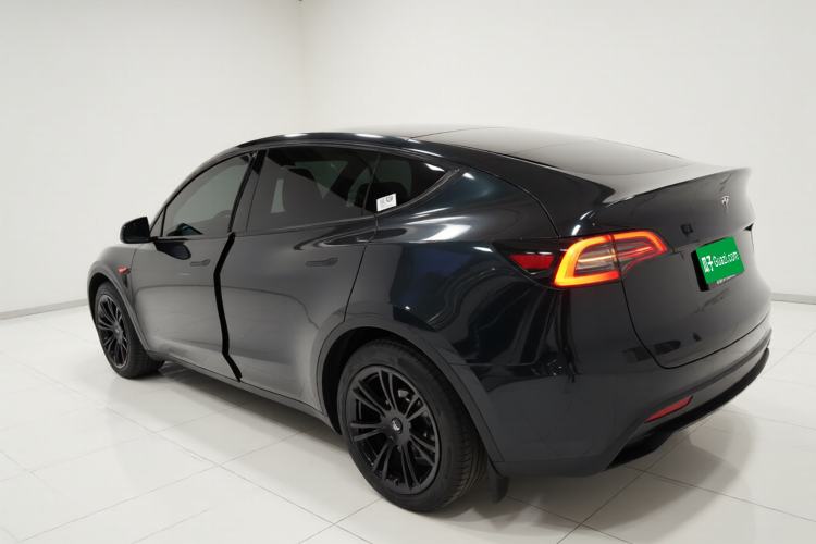 Used Tesla Model Y 2023 Rear-Wheel-Drive Version