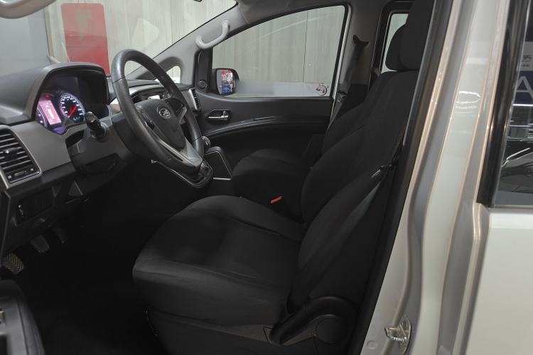 Used JAC Refine M4 2021 2.0L Manual Comfort Edition