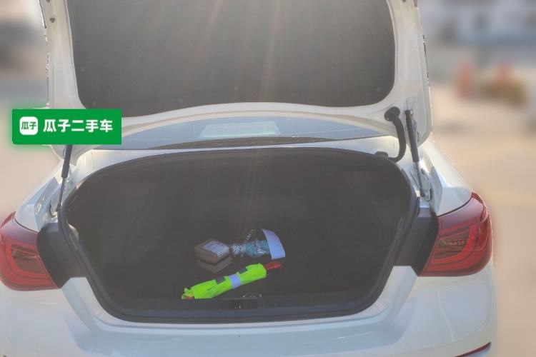 Used Infiniti Q70 2017 Q70L 2.5L Enjoyment Edition Trunk