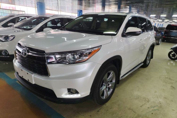 Used Toyota Highlander 2017 2.0T Two-Wheel Drive Luxury Edition 7 Seats