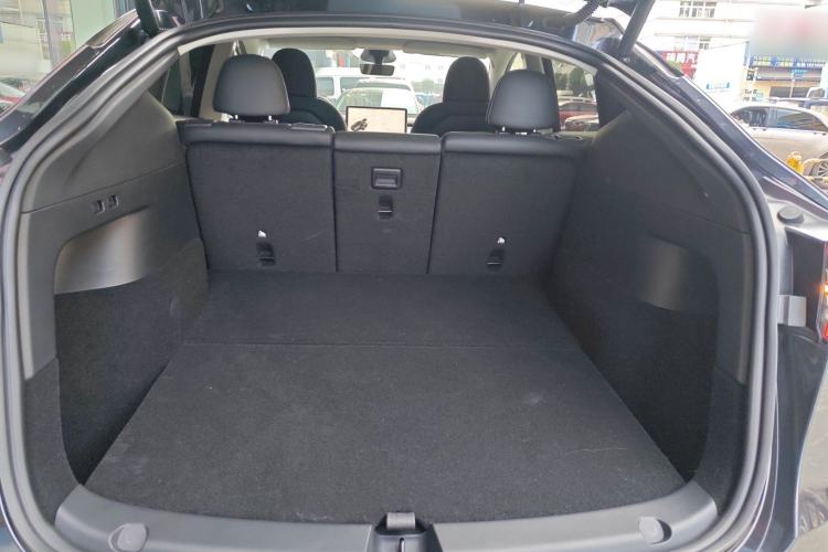 Used Tesla Model Y 2024 Rear-Wheel-Drive Version