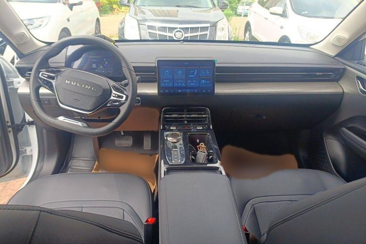Used Wuling Xingguang 2024 Co-creation Edition 150 Standard Model