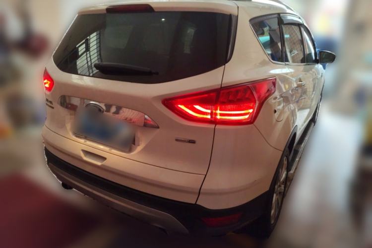 Used Ford Kuga 2015 2.0L GTDi Four-Wheel Drive Prestige Model Rear Right 45 Deg