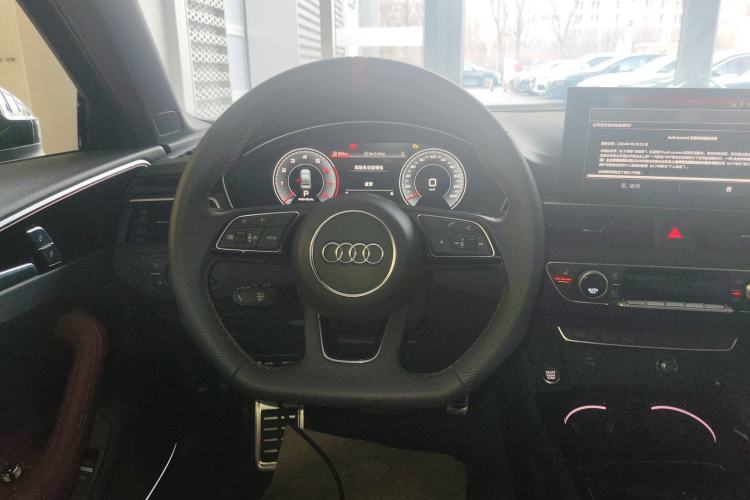 Used Audi A4L 2025 2 Million Units Enjoyment Version 40 TFSI Luxury Dynamic Edition B&O Starry Night Edition

