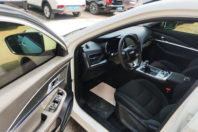 Used JETOUR X70 2020 1.5T DCT Comfort Edition 7-Seater